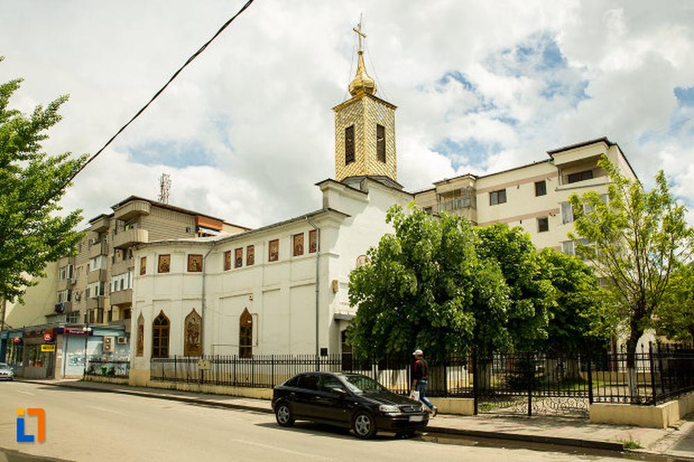 Parohia Ortodoxă Sfânta Treime Caracal, altă perspectivă